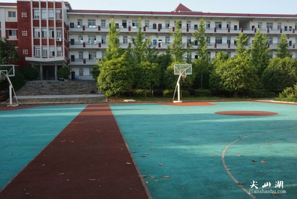 QQ图片20170614092514.jpg