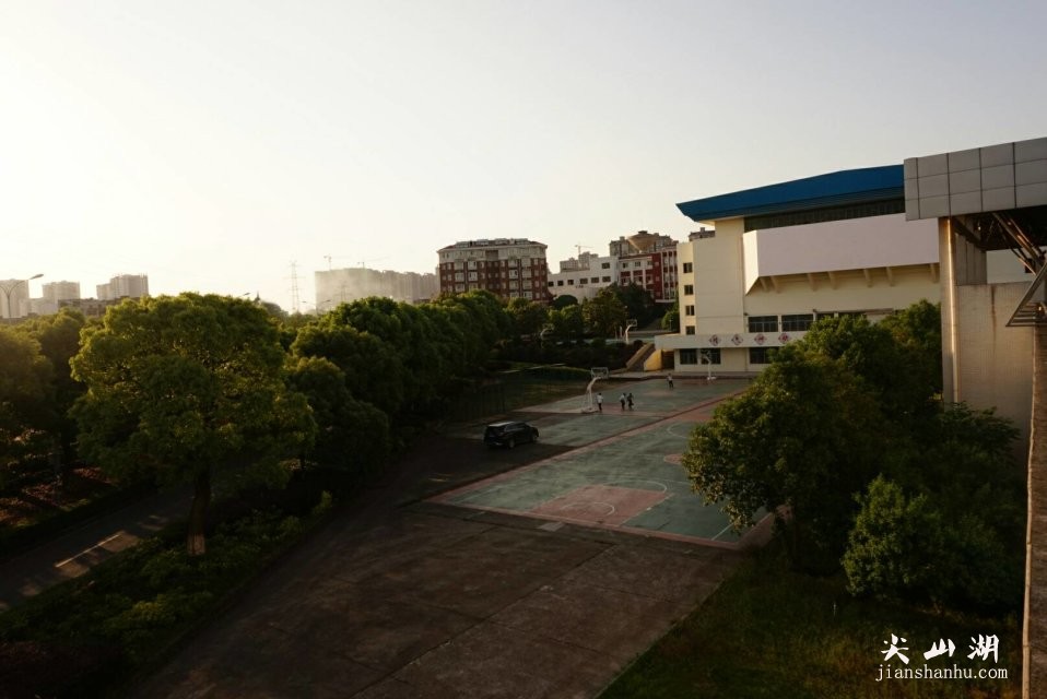 QQ图片20170614092525.jpg